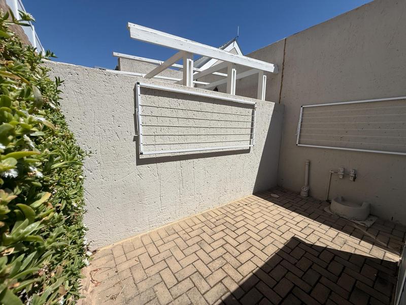 2 Bedroom Property for Sale in Klipfontein Western Cape